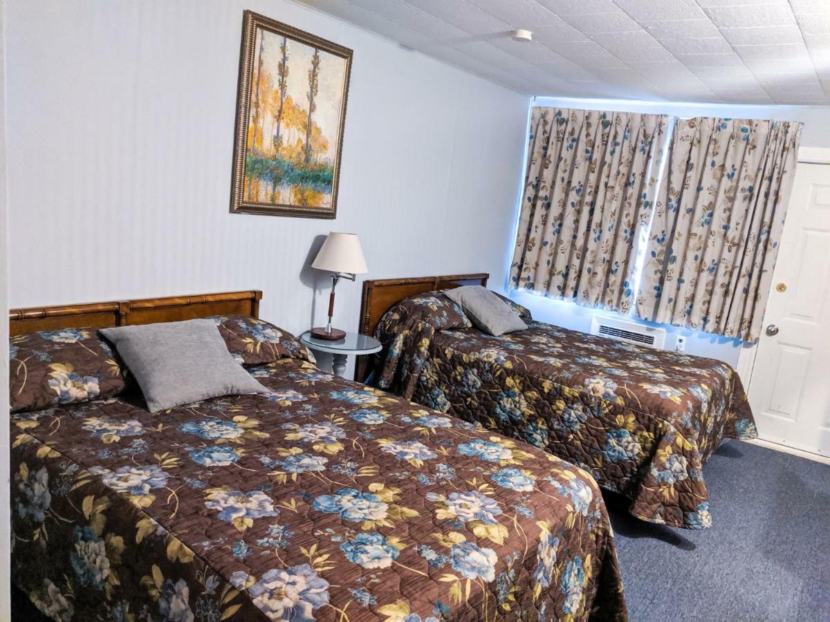 Skyline Motel Fredericton Exterior foto